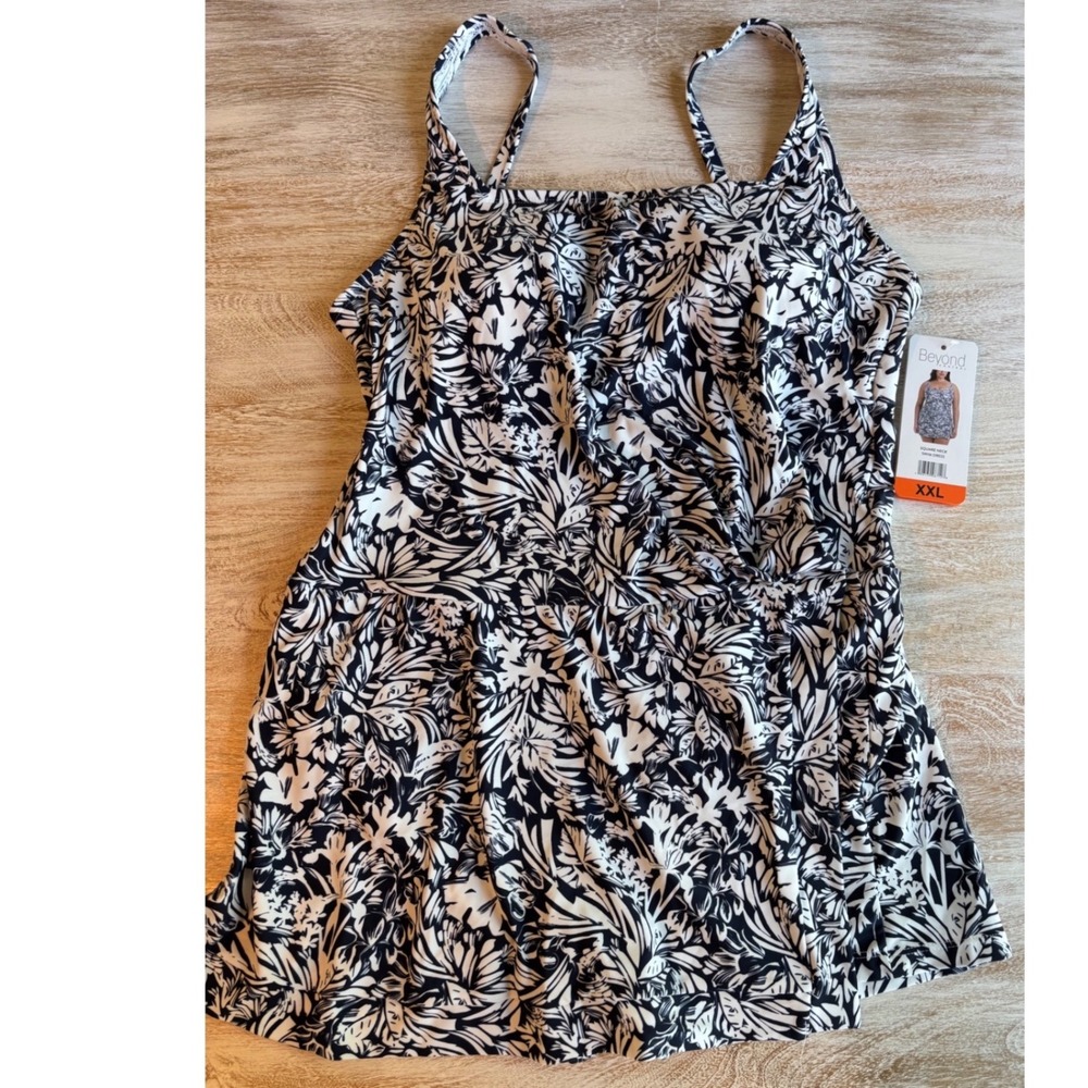 NWT Beyond Control Swim Dress Women XXL Navy New Floral Tummy Control